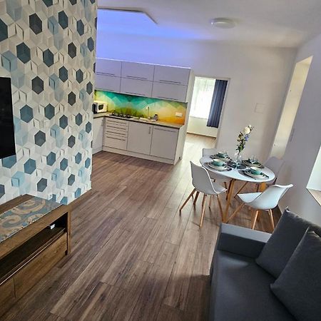 Menta Holiday Home บาดัคชอยโตมาย ภายนอก รูปภาพ